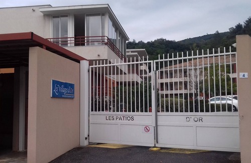 Lamalou-les-Bains Apartment | T2 curists classified 3 * Res secure 10 minutes walk from the thermal baths