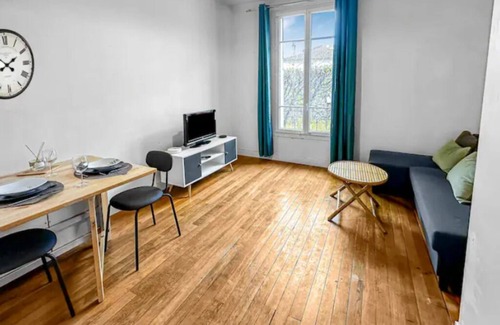 Neuilly-Plaisance Apartment | T2 de Charme à Mi-chemin Entre Disney et Paris
