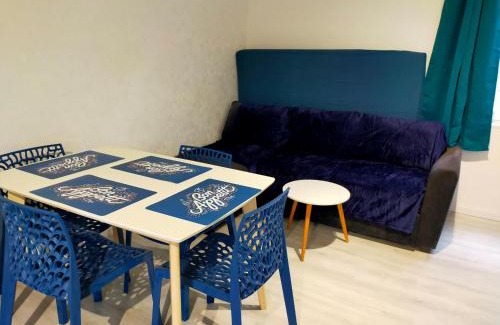 Vitre Apartment | T2 entre rivière et château centre Vitré