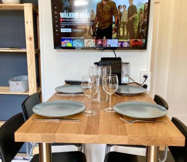 Evreux Apartment | T2 Home Sweet Home Gare Wifi Parking