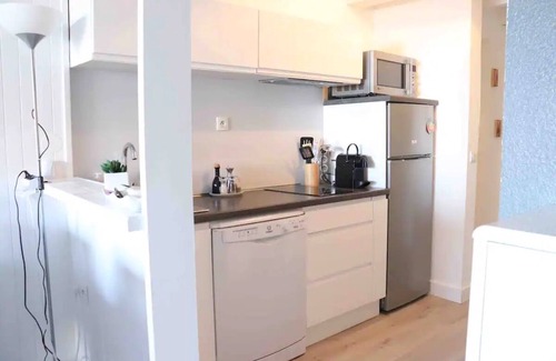 Port-Vendres Apartment | T2 Large terrace with sea view & direct access to the beach – Collioure sector
