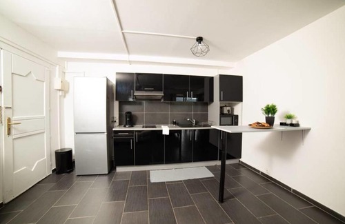 Sainte-Clotilde Apartment | T2 Le Bel'vue 2étoiles 55m2 Rénové avec vue - 10' de l'aéroport - Situation idéale