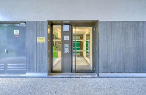 Vitry-sur-Seine Apartment | T2 LUXE proche PARIS TERRASSE PARKING PRIVE
