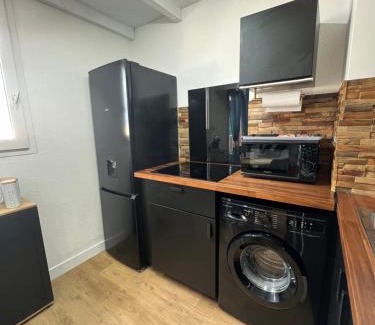 Les Sablettes Apartment | T2 MODERNE VUE MER LES SABLETTES CLIM- WiFi- PARKING