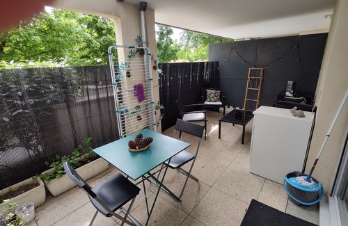 Barriere de Paris Apartment | T2 near metro B with terrace & garden - Parking
