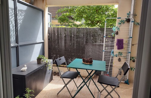 Barriere de Paris Apartment | T2 near metro B with terrace & garden - Parking