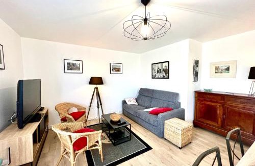 Saint - Aubin - Dupuy Apartment | T2 parking/climatisation - proche Halles au grain