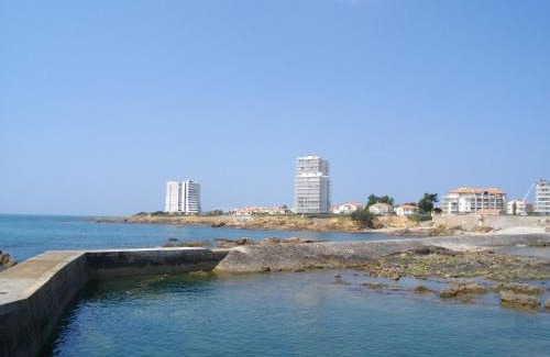 Les Sables d'Olonne Apartment | T2 Rénové avec Parking, près Port de Plaisance et Plage - Les Sables-d'Olonne - FR-1-92-929