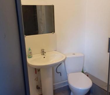Fives Apartment | T2 rénové proche métro