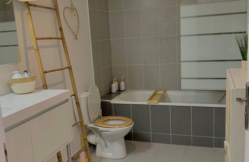 La Capelette Apartment | T2 renovated, quiet and charming