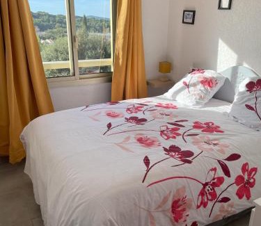 Saint-Mandrier-sur-Mer Apartment | T2 Saint-Mandrier-sur-Mer