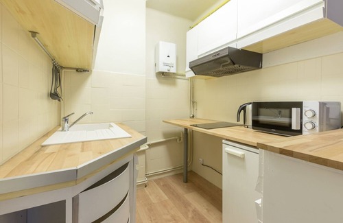 Saint-Pierre Condo | T2 sleeps 4 near La Timone and Conception hospitals