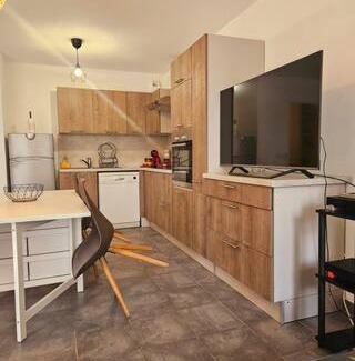 Saint-Roch Apartment | T2 Spacieux avec terrasse et Clim