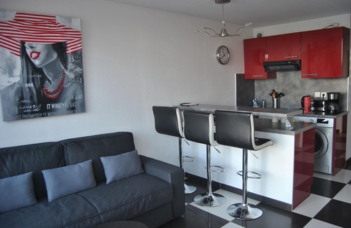 Theoule-sur-Mer Apartment | T2 Standing, Parking, panoramic sea views over Cannes bay 4 pers.