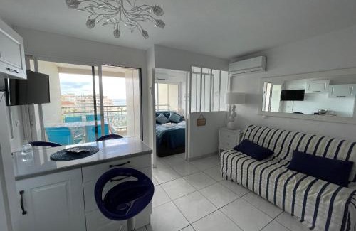 Mediterranee Apartment | T2 vue mer Canet Plage - Le Petit Paradis