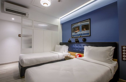 Vile Parle East Hotel | T24 Retro