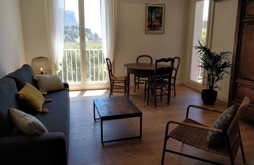 Cassis Apartment | T3 à 5mn à Pied du Port Avec Parking