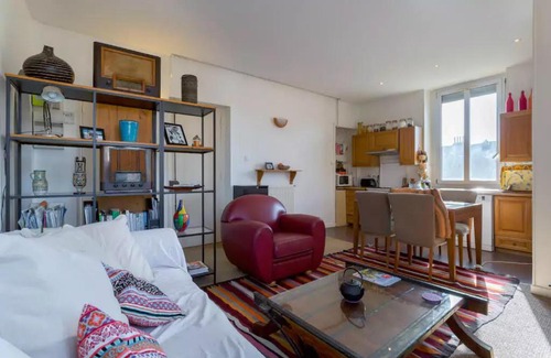 Vaise Apartment | T3 55m2 & Garage, proche Saône, et 5 min Vieux Lyon via Metro D