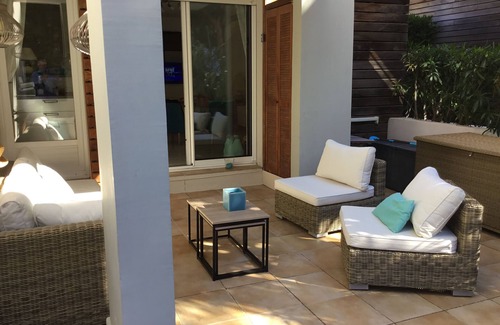 Calvi Apartment | T3 65 m2 +55 m2 terrace, in residence with park and swimming pool. beach center 400m