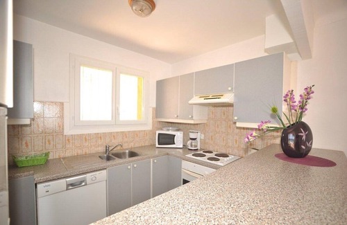 La Londe-les-Maures Apartment | T3 * APARTMENT 10m from the BEACH with SEA VIEW & HEATED POOL (8)
