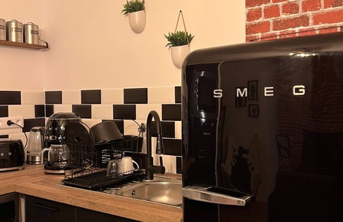 La Ville-du-Bois Apartment | T3 Apartment - Near Orly/Paris N20 WIFI NETFLIX