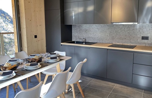 Piau Engaly Condo | T3 + cabine aux pieds pistes, près du centre + vue