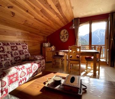 Champagny-en-Vanoise Apartment | T3 Champagny-en-Vanoise avec terrasse plein sud