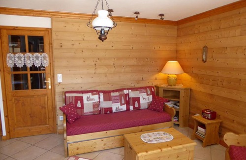 Pralognan-la-Vanoise Apartment | T3 Confortable - Grand Balcon Sud - Près Téléphérique, Commerces & Animaux Admis - FR-1-464-67