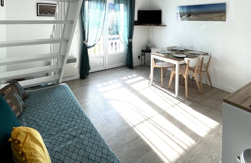 Fort-Mahon-Plage Apartment | T3 duplex hyper center fort mahon 700 meters from the beach close to all shops.
