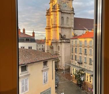 Centre-ville Apartment | T3 en duplex hyper centre de Bourg en Bresse