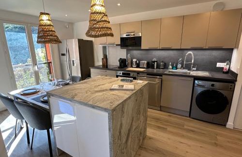 Collioure Apartment | T3 Grand Standing 65m2, vue mer, parking privé et à 200m des plages