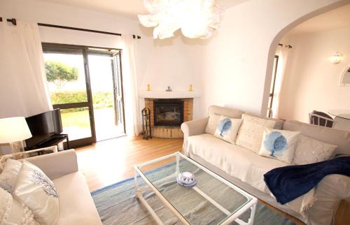 Alporchinhos House | T3 Holiday Cottage near the beach | B111