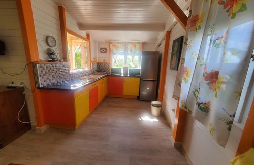 Sainte-Luce House | T3 Mango Kasavanille: furnished, pool, air conditioning, great view