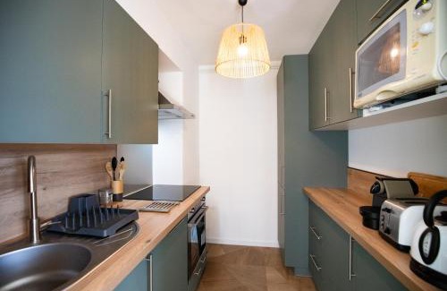 Superbolquere Apartment | T3 Premium Les Biches - Netflix Haut débit - 6 couchages - Parking gratuit