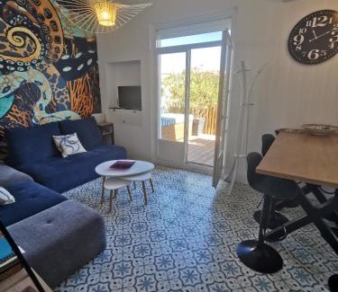 Banyuls-sur-Mer Apartment | T3 terrasse classé 4 étoiles le Poulpe 200m front de mer