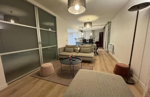 Decines-Charpieu Apartment | T3 terrasse-parking Groupama Stadium LDLCArena