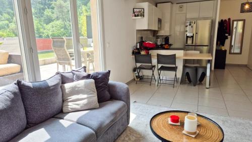 La Trinite Apartment | T4 avec grande terrasse - BBQ - parking