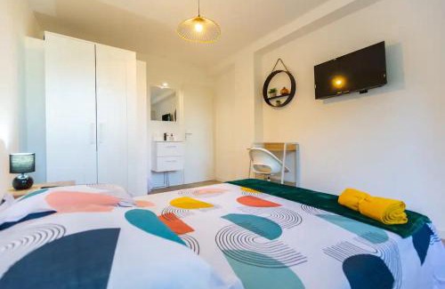 La Villette Apartment | T5 Idéal Groupes & Familles, St Charles-Joliette