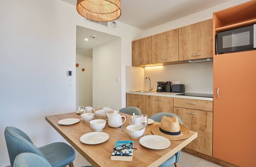 Giens Condo | T5 pour 10 | En bord de mer | Piscine + Terrasse