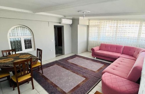 Kepez Apartment | Taş home
