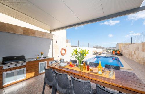 Kercem House | Ta Kalang Holiday Home