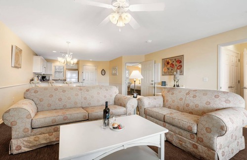 Kimberling City Condo | Table Rock Lake Access Condo-Double Kitchens-Free Attraction Tickets-Cmty Outdoor Pool-Pickleball