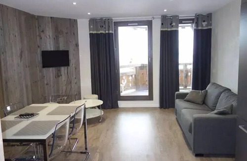 Cognet Apartment | Taburle Residence - HIGH STATION HEARING APARTMENT