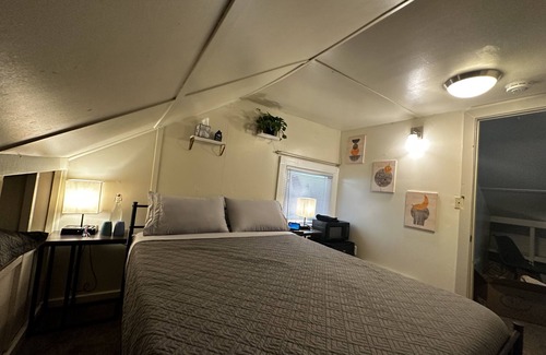 Central Tacoma Bed & Breakfast | Tacoma Homestay