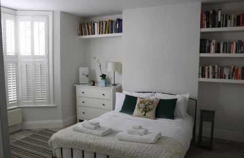Shepherd's Bush House | Tadmor Townhouse