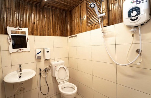Banting Ski Chalet | Tadom Hill Resorts