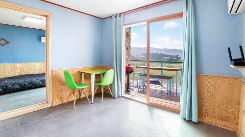 Taean House | Taean Noeuljinbada Pension