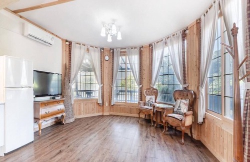 Taean House | Taean Seip Clover Pension
