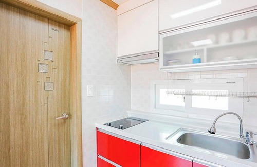 Sinya-ri House | Taean Teuranjageunseong Pension
