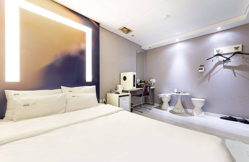 Muk-tong Hotel | Taereung INN